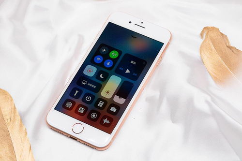 预算不超过2500元，这三款手机可以闭眼买，苹果用户的蓝牙智能伴侣